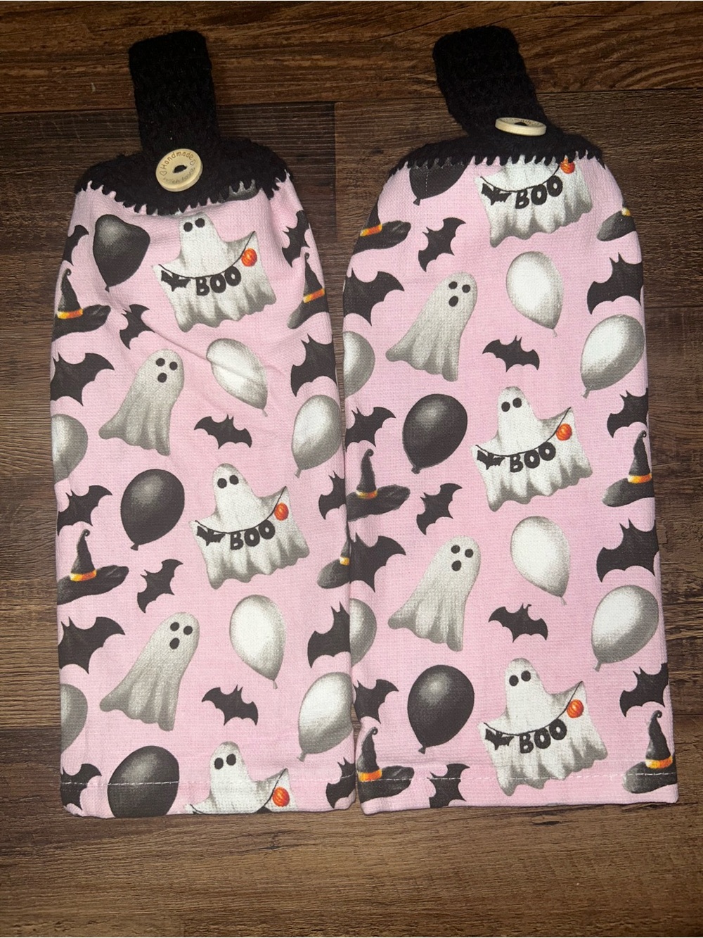 Ghosts and Bats Halloween Hanging Towel Set